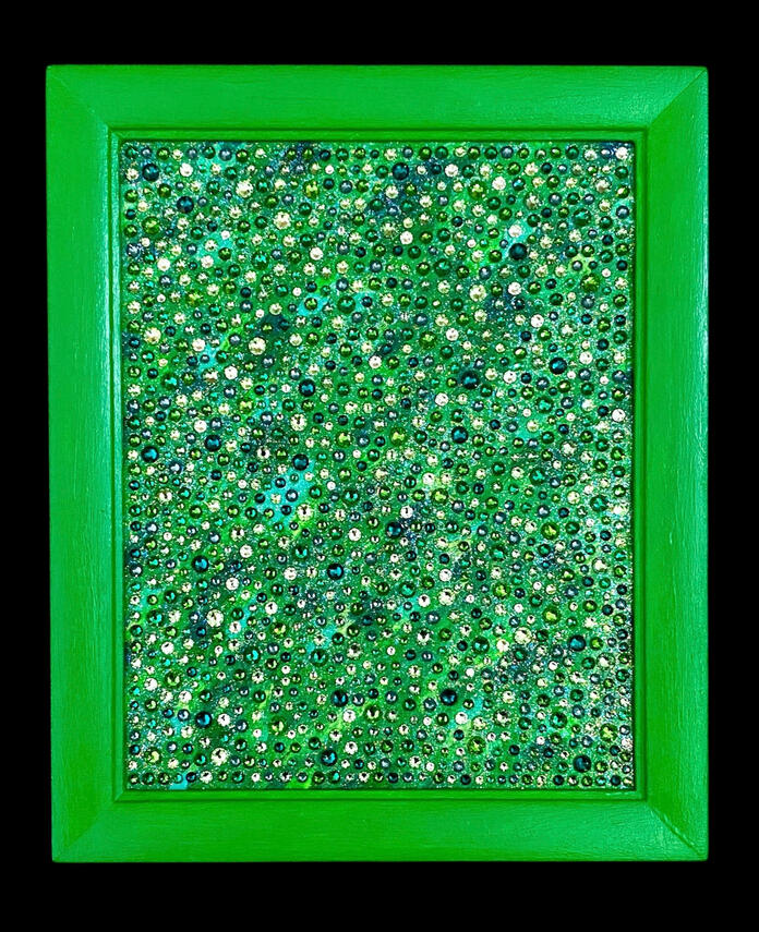 27cm x 32cm